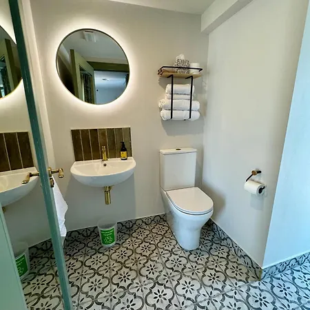 Barnahown, 3* 米切尔斯敦