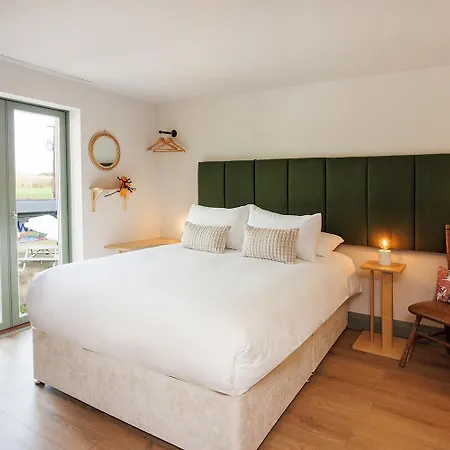 Barnahown B&b, 3*